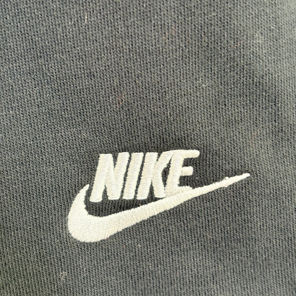 Nike Fleece Shorts Womens 4X Black Mid Rise Standard Fit Embroidered Logo - Picture 5 of 5